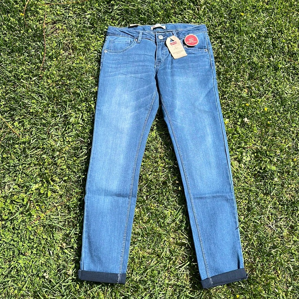 NWT Levi 711 Skinny Jeans - size 16 red